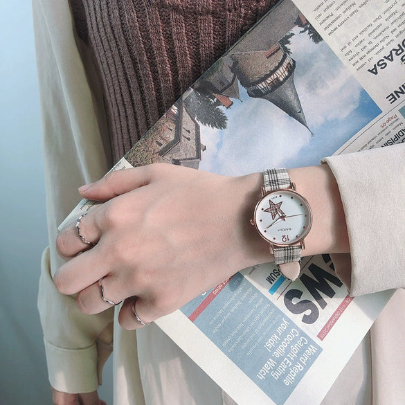 Women's Alloy Case Ordinary Glass Mirror Leisure Style Plaid Strap Retro Art Classic Watch