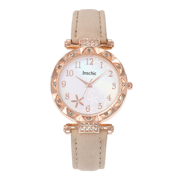 Women's Alloy Case Quartz Belt Watch With Imitation Leather Strap Round Dial Starfish Design Leisure Style