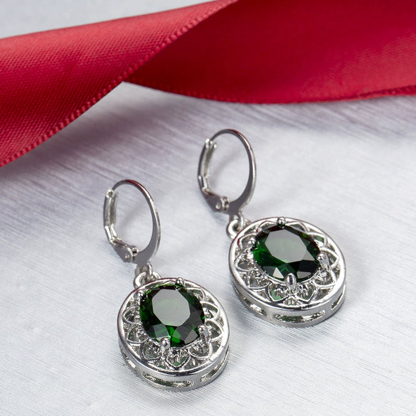 Women's Alloy Eggshaped Hollow Petal Ear Buckle Pendant Necklace With Electroplating And Original Geometric Design