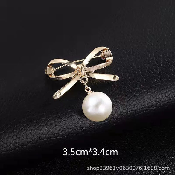 Women's Alloy Electroplated Flower Pattern Natural Style Brooch