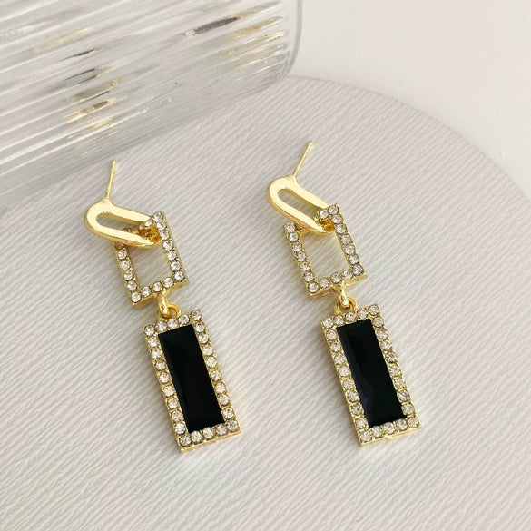 Women's Alloy Electroplated Minimalist Geometric Earrings