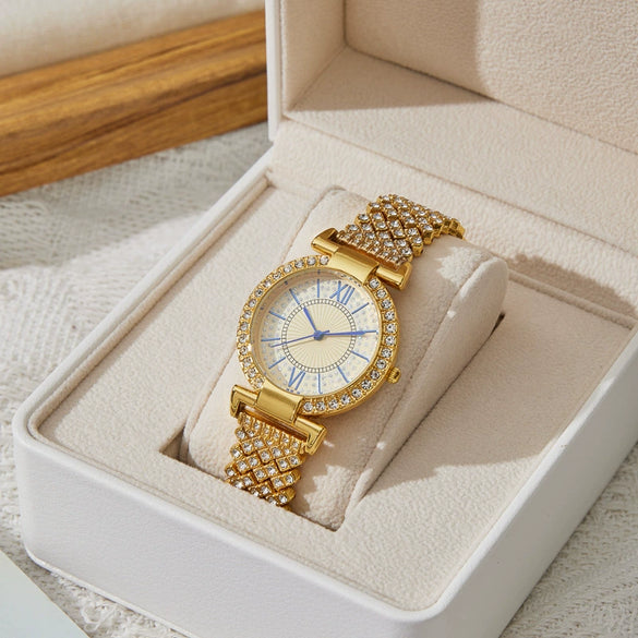 Women's Alloy Fashion Quartz Bracelet Watch With Round Dial And Stainless Steel Clasp