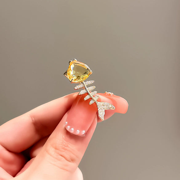 Women's Alloy Fish Bone Brooch Electroplating Cute Summer Suit Accessories