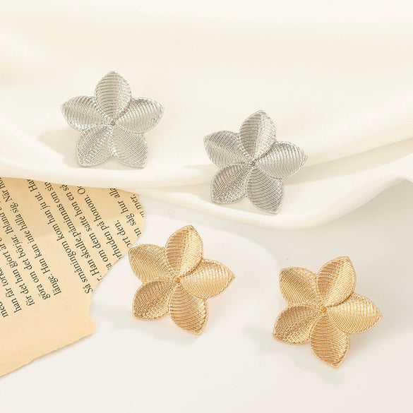 Women's Alloy Flower Earrings With Electroplating Treatment