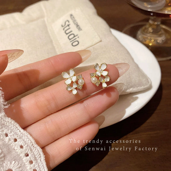Women's Alloy Flower Electroplated Earrings With Pearl And Diamond Accents