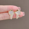 Women's Alloy Flower Pattern Electroplated Brooch Fashion Pin Accessories