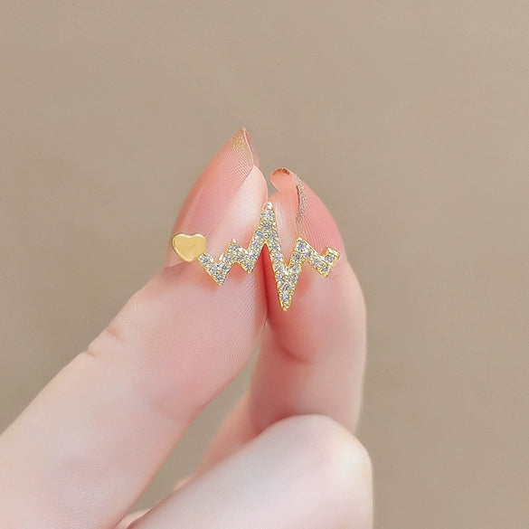 Women's Alloy Flower Pattern Electroplating Lightning Brooch