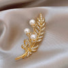 Women's Alloy Flower Pattern Electroplating Wheat Pearl Brooch Luxury Suit Accessories