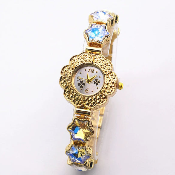 Women's Alloy Flowershaped Leisure Luxury Watch