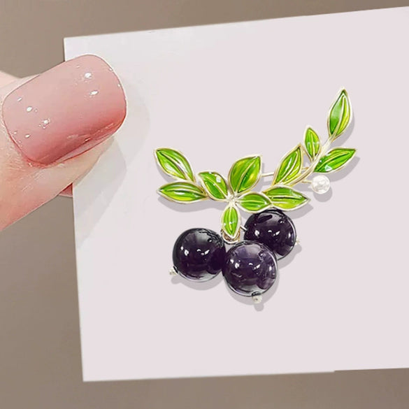 Women's Alloy Fruit Blueberry Electroplated Brooch Fashion Accessories
