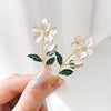 Women's Alloy Gardenia Flower Brooch Natural Style Electroplating Pin Accessories