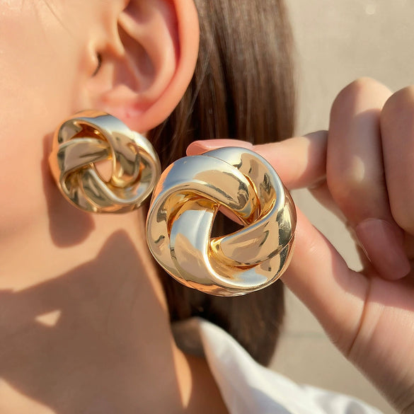 Women's Alloy Geometric Twist Distorted Knot Earrings With Electroplating