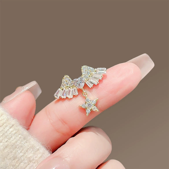 Women's Alloy Heart Shape Electroplated Original Design Brooch