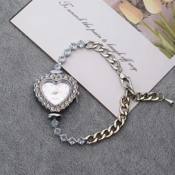 Women's Alloy Heartshaped And Oval Quartz Bracelet Watch Elegant Fashion Leisure Style