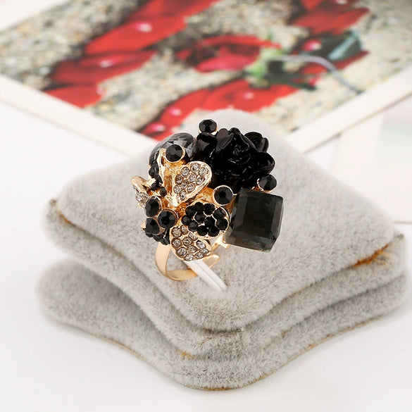 Women’s Alloy Open Ring With Colorful Crystal Gemstone And Resin Flower Design Natural Fashion Jewelry