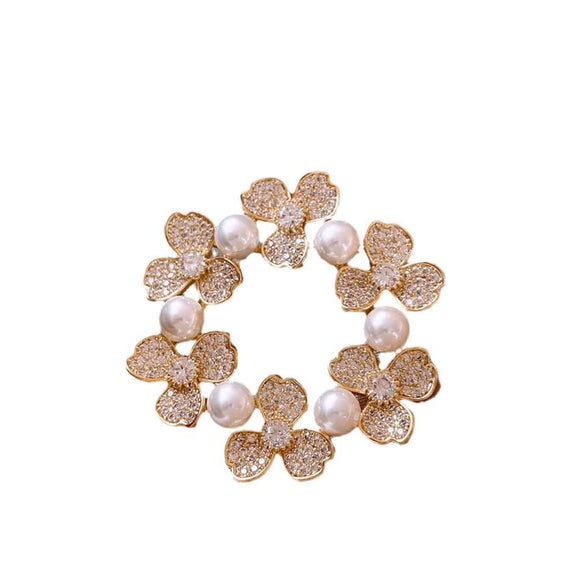 Women's Alloy Pearl Brooch With Electroplating And Natural Plant Flowers Design Highend Clothes Accessory