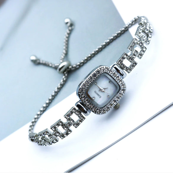 Women's Alloy Quartz Square And Round Bracelet Watch With Diamondencrusted And Fashionable Style