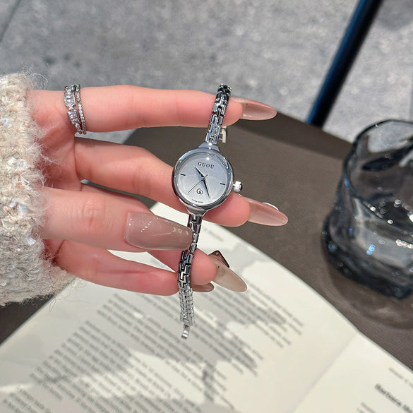 Women's Alloy Quartz Watch Round Dial Retro Fashion Style Jewelry Buckle Mineral Reinforced Glass Mirror