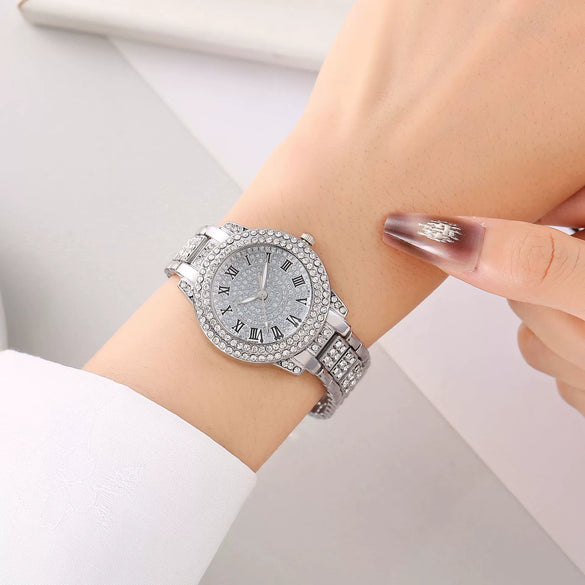 Women's Alloy Quartz Watch With Round Dial And Stainless Steel Clasp Casual Style
