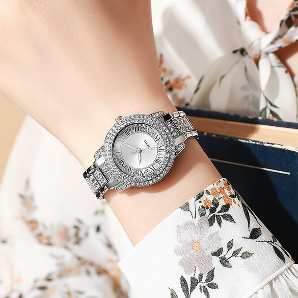 Women's Alloy Roman Pattern Round Dial Quartz Watch Set
