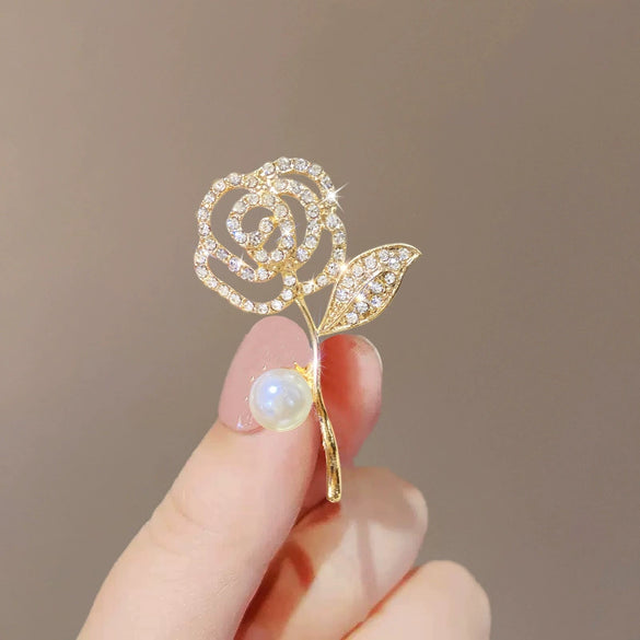 Women's Alloy Rose Brooch With Pearl And Diamondencrusted Electroplated Luxury Coat Corsage And Sweater Pin Accessories