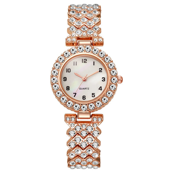 Women's Alloy Round Dial Quartz Bracelet Watch With Rhinestones And Casual Style