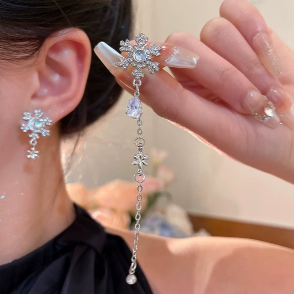 Women's Alloy 925 Silver Electroplated Asymmetric Snowflake Flower Tassel Earrings Light Luxury High End Temperament