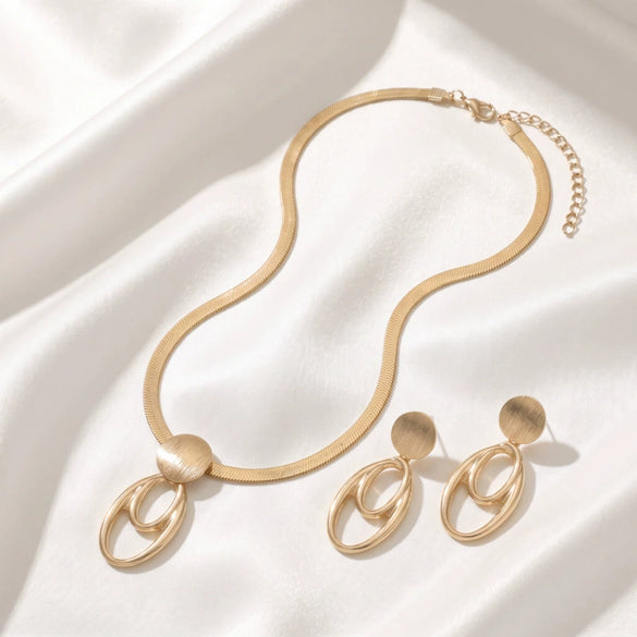 Women's Alloy Snake Chain Necklace And Earring Set With Geometric Oval Hollow Pendant And Plated Finish