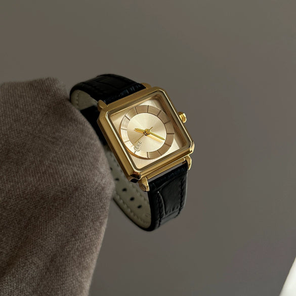 Women's Alloy Square Dial Medieval Style Simple Retro Watch