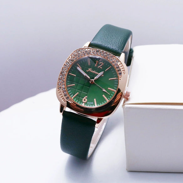 Women's Alloy Square Fashion Quartz Watch With Pu Strap And Diamondencrusted Design