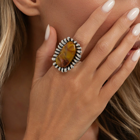 Women's Alloy Sunflower Open Ring With Retro Gradient Resin Gemstone Geometric Round Setting And Plated Finish For Stacking