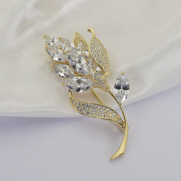 Women's Alloy Tulip Retro Exquisite Electroplated Brooch