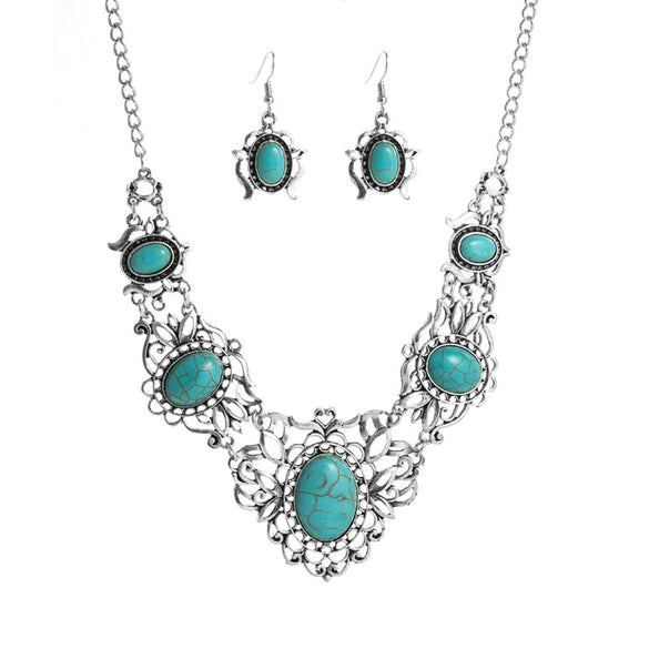 Women's Alloy Vintage Geometric Pattern Electroplated Clavicle Chain Necklace And Earrings Set