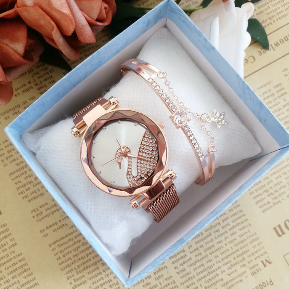 Women's Alloy Watch Set With Magnet Buckle And Round Dial Leisure Style