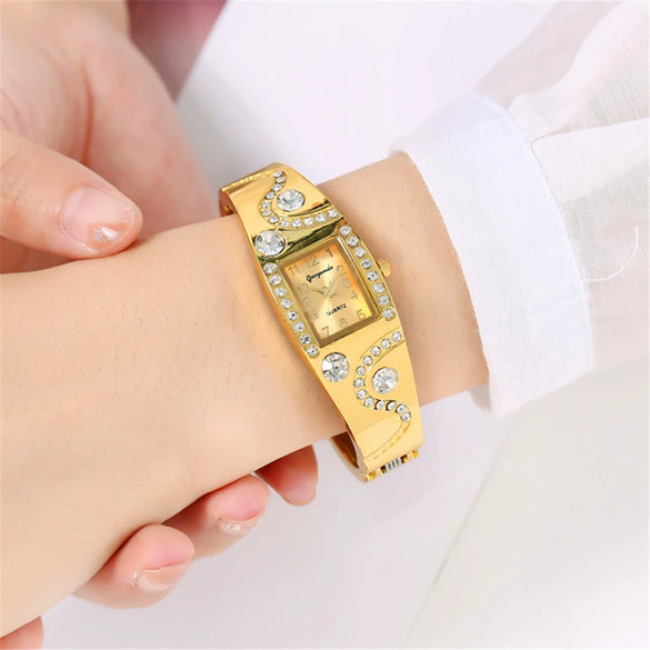 Women's Antique Fashion Light Luxury Alloy Rectangle Dial Diamondencrusted Gold Bracelet Quartz Watch