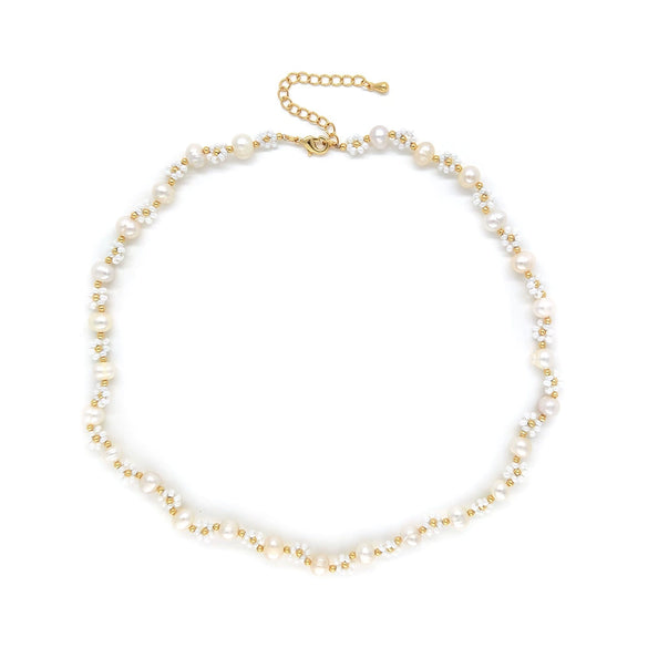 Women's Baroque Natural Pearl And Organic Glass Daisy Flower Handwoven Clavicle Chain With Geometric Styling