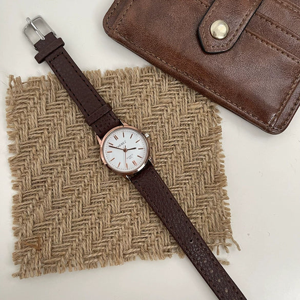 Women's Belt Watch Alloy Case Ordinary Glass Mirror Retro Round Dial Leisure Style