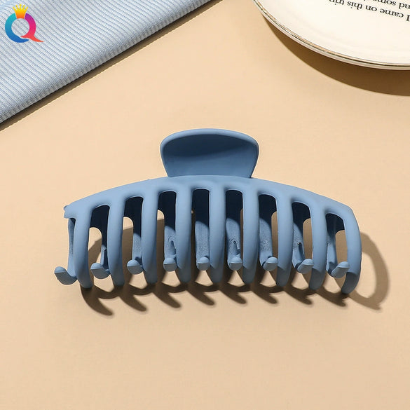 Women's Blue Frosted Plastic Hair Claw Clip Handmade Shark Hairpin Versatile Hair Accessory