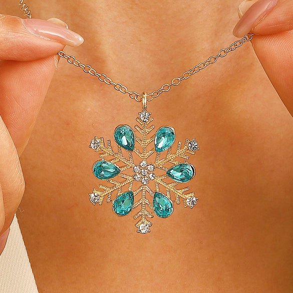 Women's Blue Zircon Snowflake Necklace With Geometric Alloy Pendant And Delicate Chain Jewelry