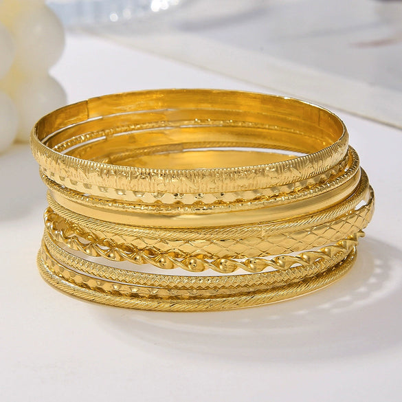 Women's Bohemian Style Multilayer Iron Bracelet With Geometric Pattern And Goldplated Electroplating Jewelry