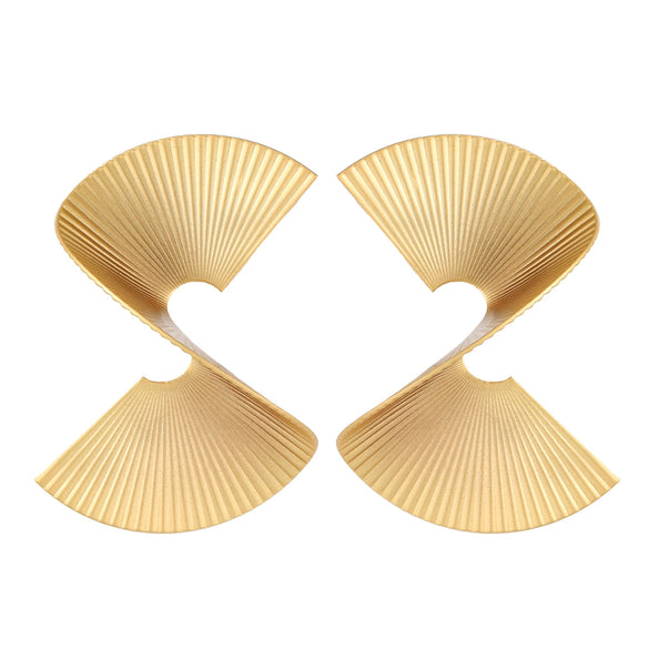 Women's Bold Irregular Fanshaped Geometric Metal Earrings With Genuine Gold Plating And Luxurious Statement Style