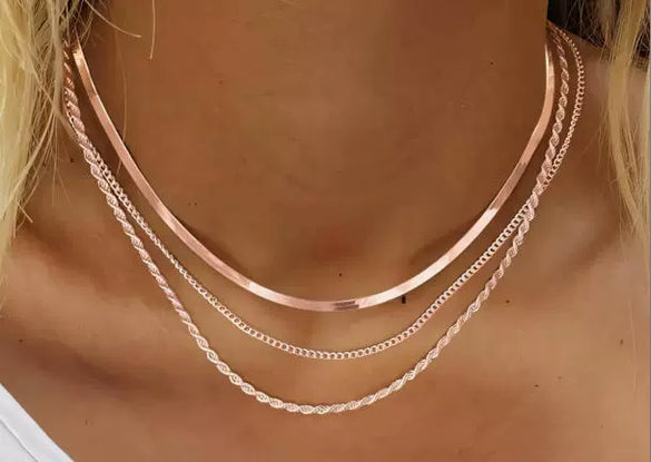 Women's Brass Snake Shaped Multi Layer Necklace With Geometric Pendant Electroplated Fashion Jewelry Gift