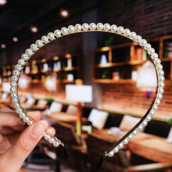 Women's Bridal Pearl Headband With Handknitted Knotted Design And Elegant Bow Crown Detail