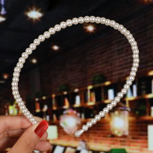 Women's Bridal Pearl Headband With Handknitted Knotted Design And Elegant Bow Crown Detail