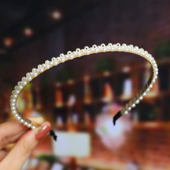 Women's Bridal Pearl Headband With Handknitted Knotted Design And Elegant Bow Crown Detail