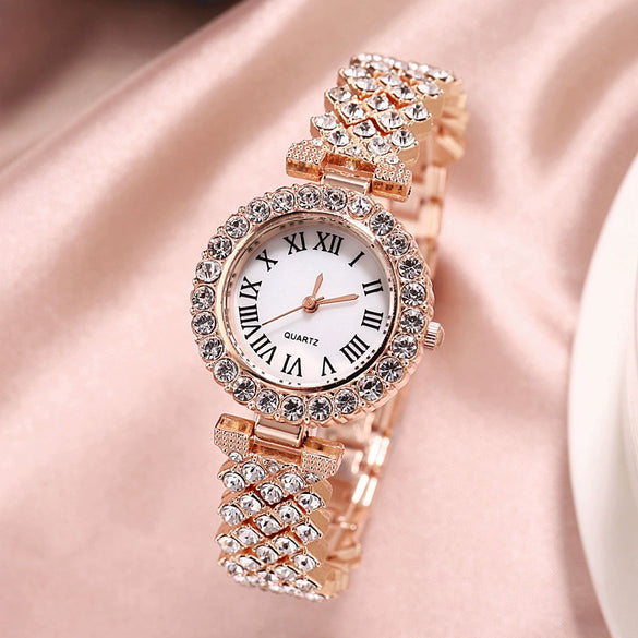 Women's Casual Alloy Watch With Roman Pattern And Round Dial