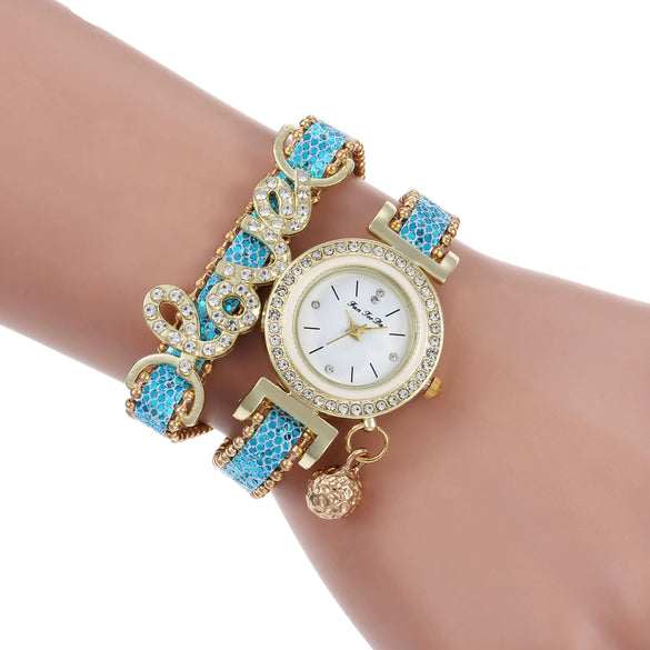 Women's Casual Fashion Pendant Watch With Love Letters And Full Diamond Design