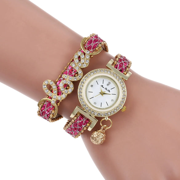 Women's Casual Fashion Pendant Watch With Love Letters And Full Diamond Design
