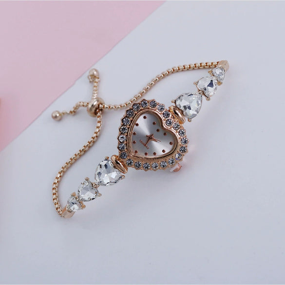 Women's Casual Luxury Fashion Quartz Bracelet Watch With Stainless Steel Strap And Alloy Case