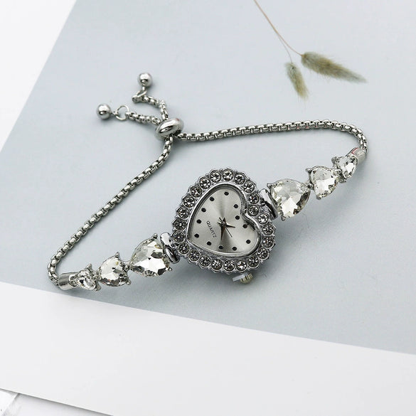 Women's Casual Luxury Fashion Quartz Bracelet Watch With Stainless Steel Strap And Alloy Case